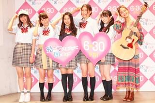 土屋太鳳、制服姿で竹下通りに登場！“高校時代の後悔”も告白「一生の不覚です」