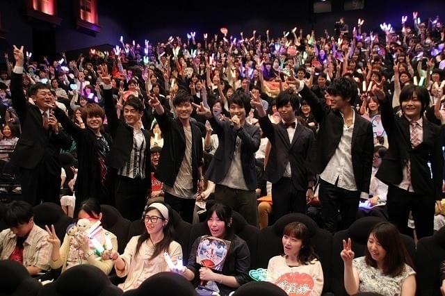 ライブイベントの開催がサプライズ発表!