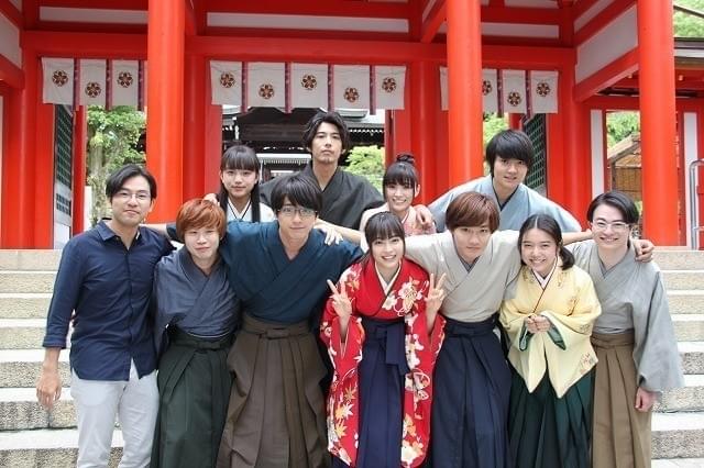 チームワークの良さをうかがわせる 「ちはやふる」キャスト陣