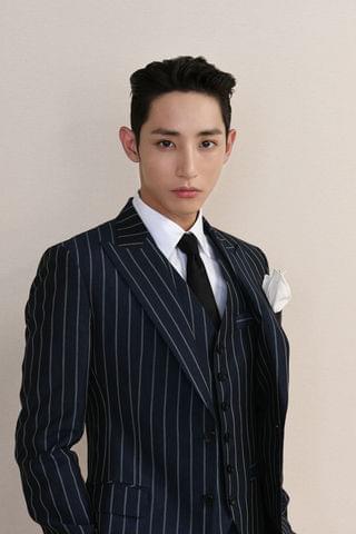 韓国マフィアの跡取り息子 を演じるイ・スヒョク