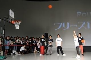 土屋太鳳の“画伯ぶり”に片寄涼太が猛ツッコミ！千葉雄大が完全再現したのは誰の半裸？