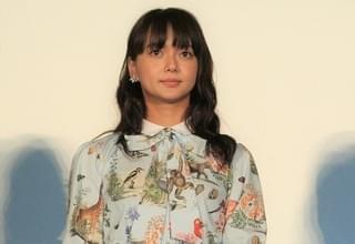 多部未華子は天然・小悪魔女子!?「顔を見つめちゃう」