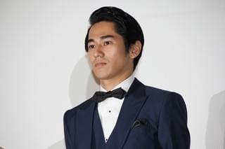 満島ひかり、永山絢斗と初2ショット披露で終始笑顔