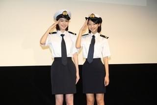 飯豊まりえ＆武田玲奈“裸の付き合い”で仲良しに!?「肌がずっと触れ合って」