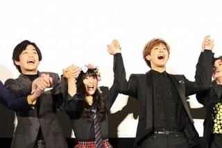 土屋太鳳「兄こま」初日に感涙 不安だった胸中、“お兄”たちへの感謝明かす