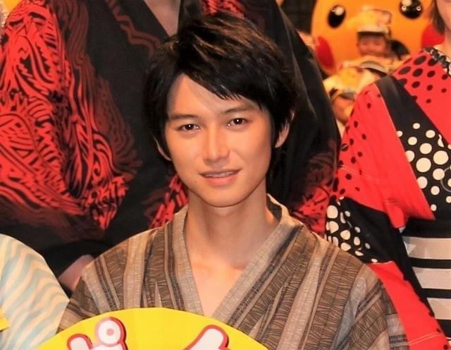 舞台挨拶に立った本郷奏多