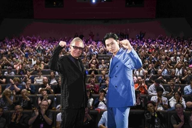 山崎賢人×三池崇史監督「ジョジョ」世界初上映に海外ファン熱狂「トレビアン！」
