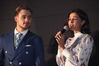 「パワーレンジャー」来日キャスト＆監督、アントニオ猪木と闘魂注入！