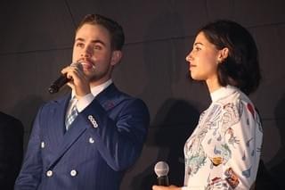 「パワーレンジャー」来日キャスト＆監督、アントニオ猪木と闘魂注入！