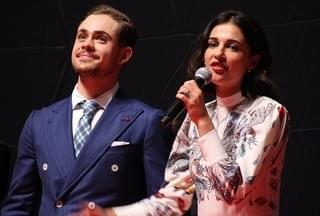 「パワーレンジャー」来日キャスト＆監督、アントニオ猪木と闘魂注入！