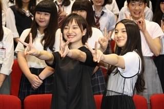 萩原みのり＆久保田紗友、恋愛トークに大盛り上がり 理想の男性像は真逆と判明