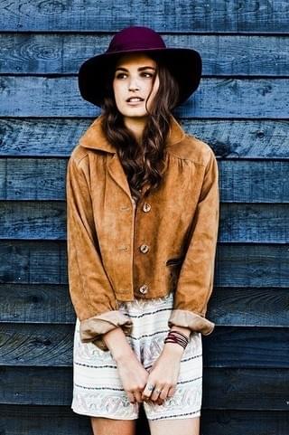 カーラ・デルビーニュらが存在感放つ「キッズ・イン・ラブ」ポスター＆予告完成！