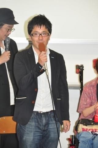 リリー・フランキー、「パーフェクト・レボリューション」で演じた“本人”を前に過去を暴露