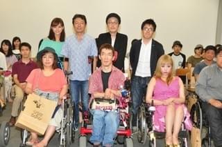 リリー・フランキー、「パーフェクト・レボリューション」で演じた“本人”を前に過去を暴露