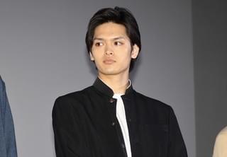 スパガ浅川梨奈ら「人狼ゲーム」女性キャストが銭湯で…