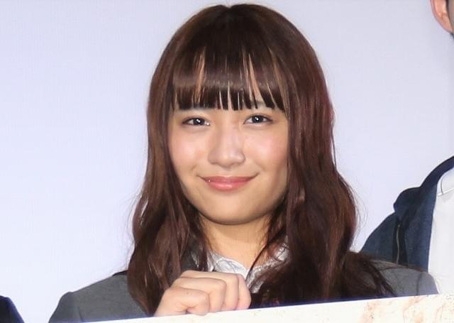 「SUPER☆GiRLS」の浅川梨奈