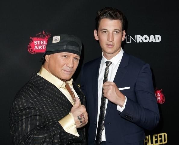 マイルズ・テラーと共に