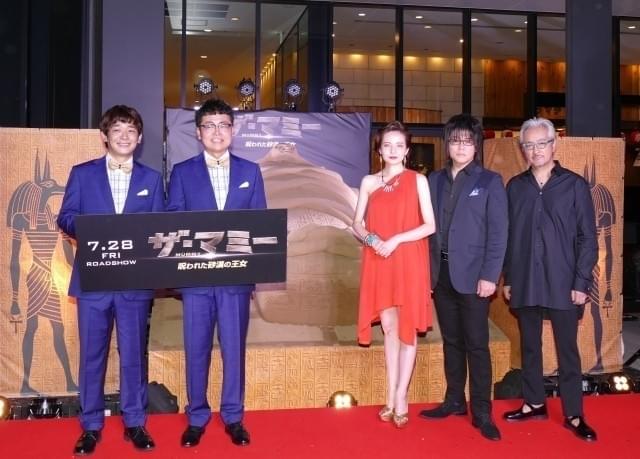 巨大砂像も登場