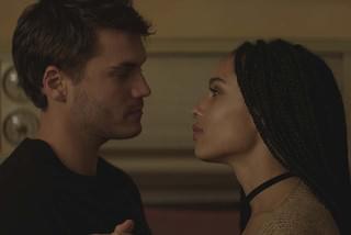 現代のアメリカン・ニューシネマ 追われる男女の愛を描いた「ロキシー」ポスター＆予告公開