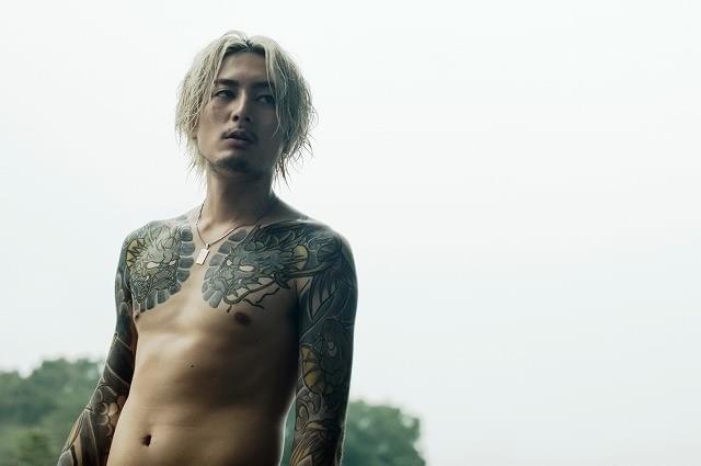 色気と危険なオーラがムンムン！