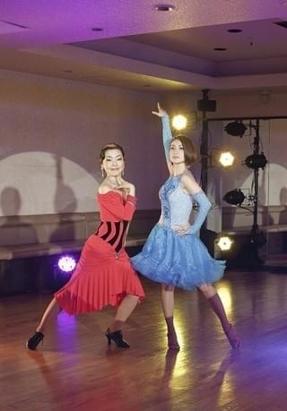 小林聡美&大島優子が“9変化”!WOWOW×Hulu「コートダジュールNo.10」でドラマ初共演