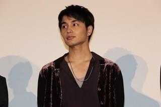 岩田剛典「HiGH&LOW」初参戦のNAOTOとのタイマンは「照れくさかった」