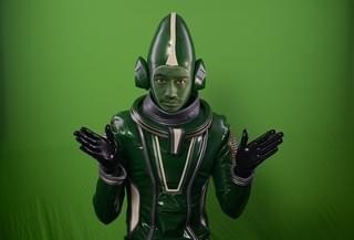 斎藤工、衝撃の宇宙人姿！西村喜廣監督作「蠱毒」で披露＆セリフには驚きの秘密も