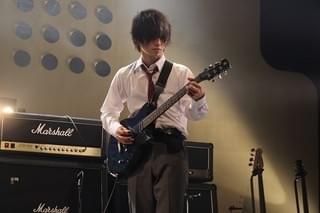 村上虹郎「ニドナツ」劇中曲を生演奏 加藤玲奈の新加入は「ウェルカムです」