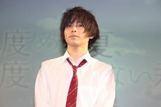 村上虹郎「ニドナツ」劇中曲を生演奏 加藤玲奈の新加入は「ウェルカムです」