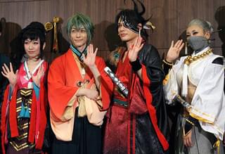 浅田舞、初挑戦舞台でフィギュア仕込みの殺陣披露「だいぶシェイプアップできた」