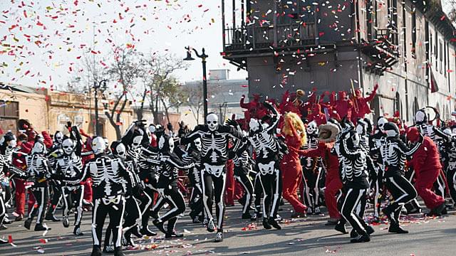 「エンドレス・ポエトリー」の一場面