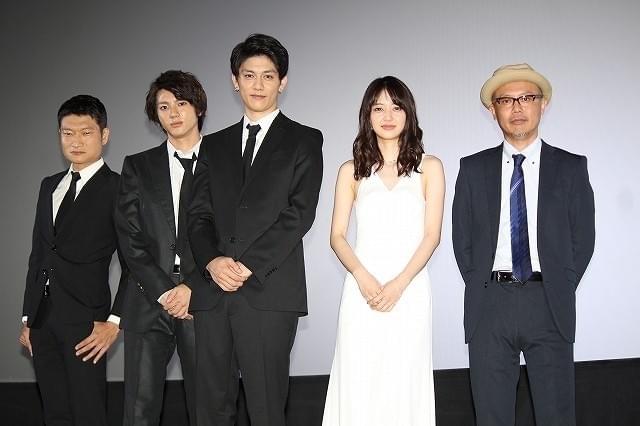 軽快なトークで盛り上げる