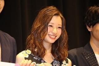 足立梨花「胸、触らせて」と聞かれたら…「びっくりしすぎて、いいよと言うかも」