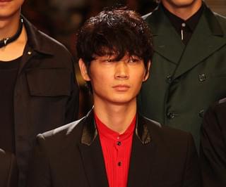 佐藤健「亜人」撮影で「首が2センチ縮んだ」!? 綾野剛と超ストイック食事制限も