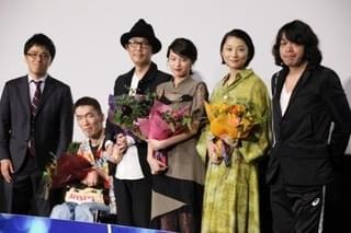 リリー・フランキー、「パーフェクト・レボリューション」は「ゲラゲラ笑える映画」