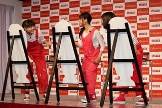 土屋太鳳の“天然食レポ”に広瀬すず＆松井愛莉がクスクス笑い