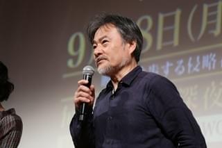 「予兆 散歩する侵略者」で夫婦役の夏帆＆染谷将太、黒沢清監督の現場で驚いたこととは？