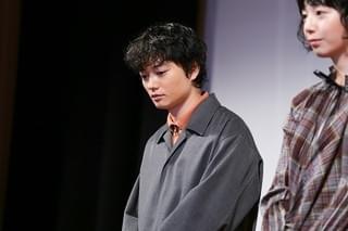 「予兆 散歩する侵略者」で夫婦役の夏帆＆染谷将太、黒沢清監督の現場で驚いたこととは？