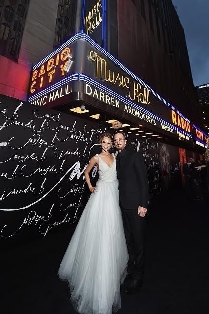 J・ローレンス、交際中のD・アロノフスキー監督を称賛 「マザー！」NYプレミア開催