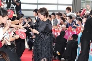 新垣結衣＆瑛太ら「ミックス。」キャストのファンサービスに観客1000人が熱狂！