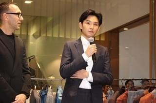 松田龍平、カンヌのレッドカーペットを経てランウェイに進出!?