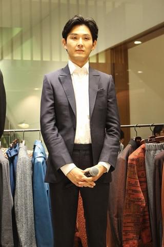 松田龍平、カンヌのレッドカーペットを経てランウェイに進出!?