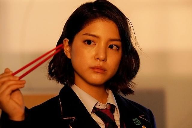 川島海荷、「ジャニーズWEST」主演ドラマ「炎の転校生」に参戦！ドSなヒロインに