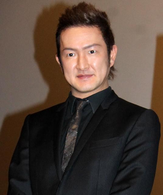 舞台挨拶に立った中村獅童