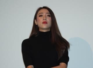 足立梨花“おっぱい封印”も……やっぱり連呼！黒羽麻璃央は「おっきい方が好き」