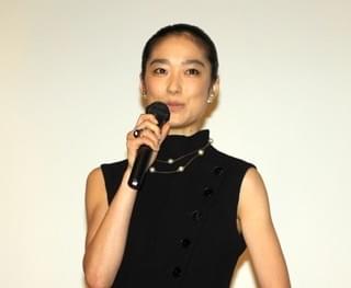 初音映莉子＆高良健吾、安藤尋監督の“タバコ事情”で意見対立「やめて」「吸い続けて」