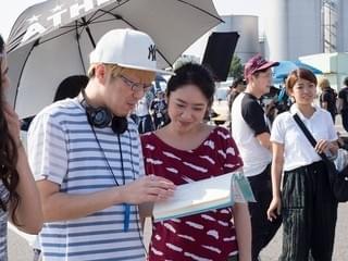 「きらきら眼鏡」に期待の若手俳優も出演、船橋市民300人参加し南極観測船で撮影