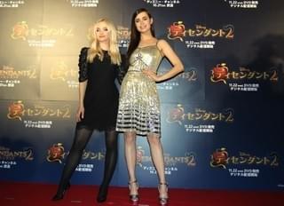 「ディセンダント2」ダブ＆ソフィア、ファン300人にキスの嵐「アイシテマス」