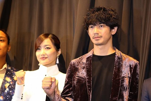 瑛太、安藤サクラに挑戦状「この映画を見に来い！」