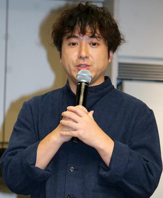 ムロツヨシ、“妻”石田ゆり子にデレデレ「ウチのゆり子です」